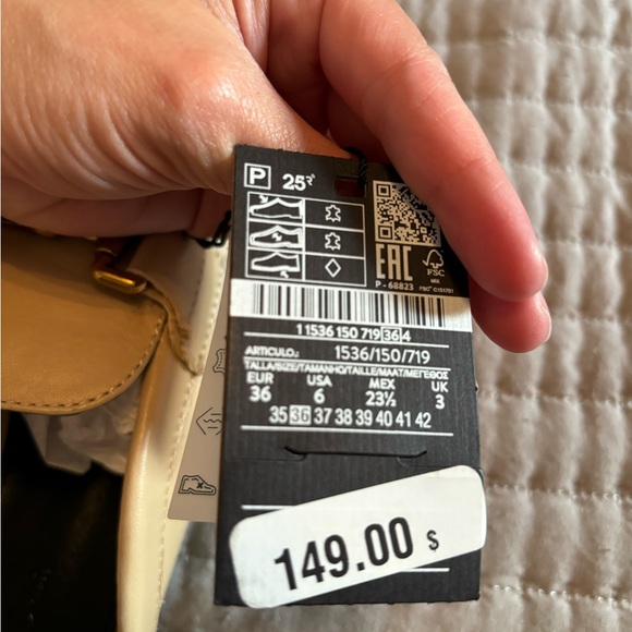 NWT Massimo Dutti beige loafer slip ons - Picture 4 of 7